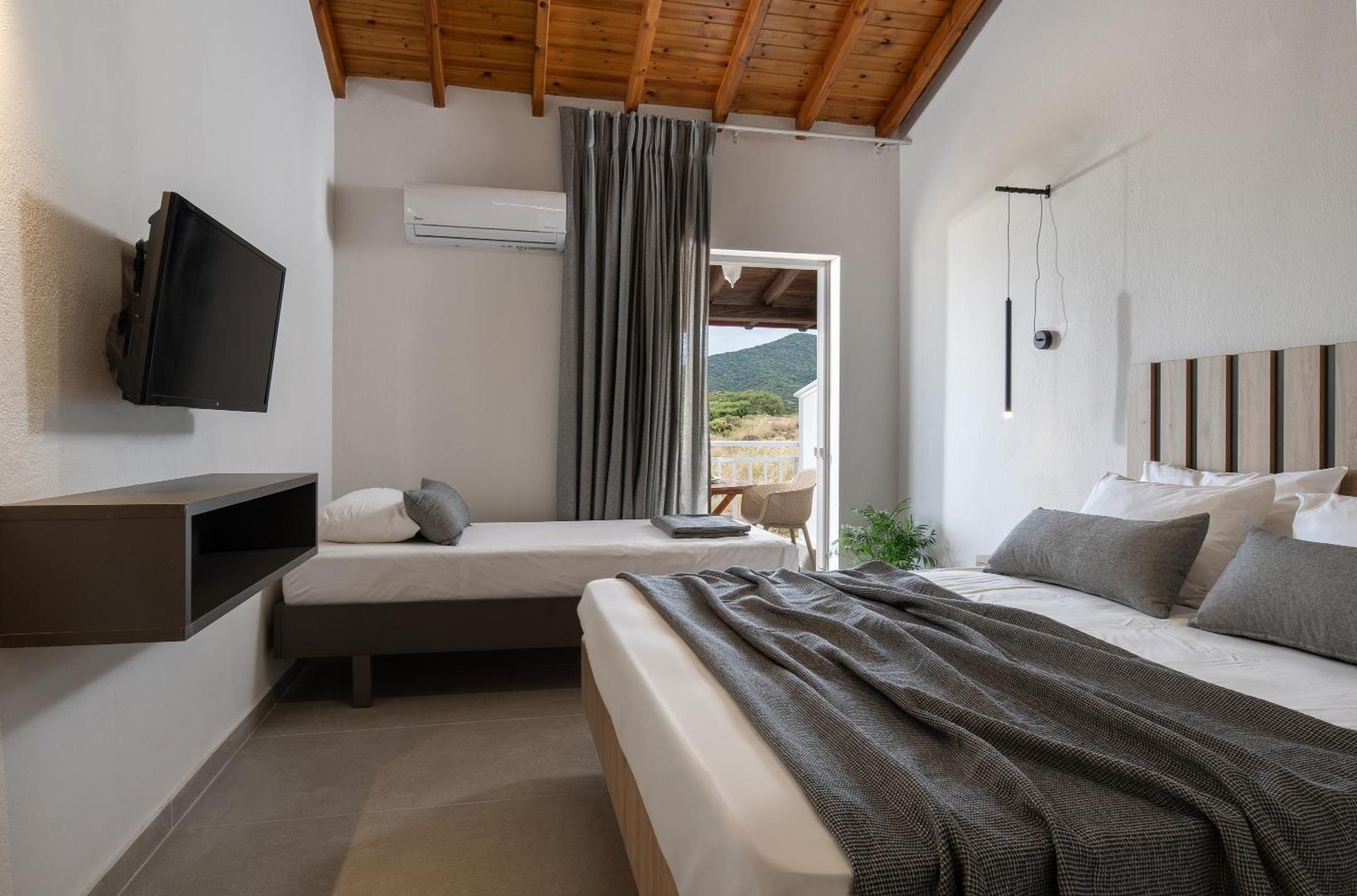 Erifili At Sarti Beach Apartments & Studios מראה חיצוני תמונה