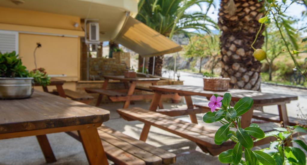 Erifili At Sarti Beach Apartments & Studios מראה חיצוני תמונה