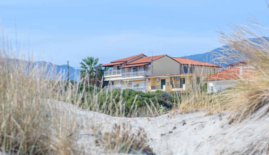Erifili At Sarti Beach Apartments & Studios מראה חיצוני תמונה